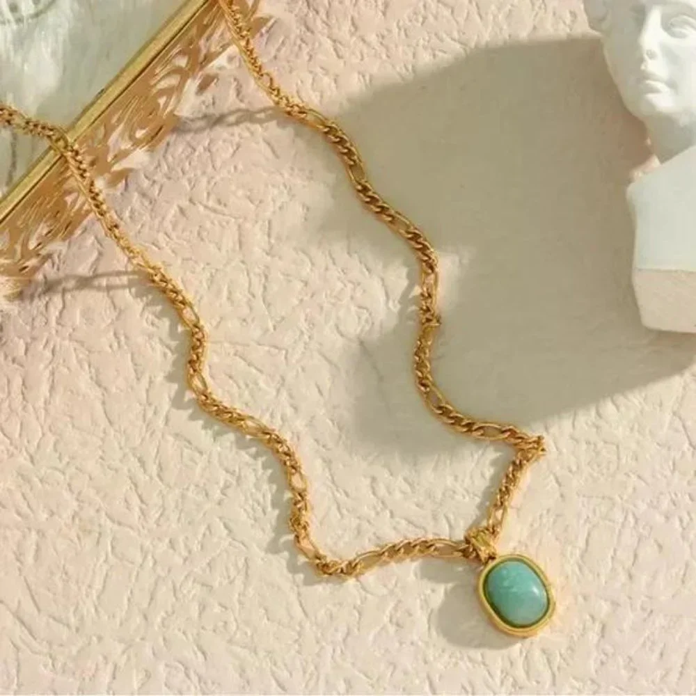 NEW 18K GOLD FIGARO CHAIN NECKLACE, NICE NECKLACE, CUTE NECKLACE - Picture 6 of 8